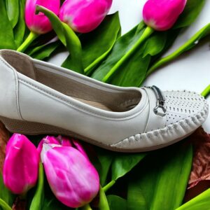 Buy-online-Ladies-loafers-shoes-comfort-formals-Bellies-upanah.com-achievers-bellies-shoes-white-flat-party