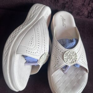 white-fashion-sleepers-footwear-trending-party-daily-quick-delivery-upanah.com-lucknow-delhi-mumbai-hydrabad-bangalore-ladies-comfort